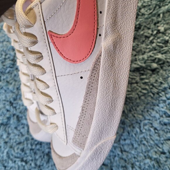 Nike Blazer Low 77 Gs White Pink Gaze - 4Y - Picture 2 of 7